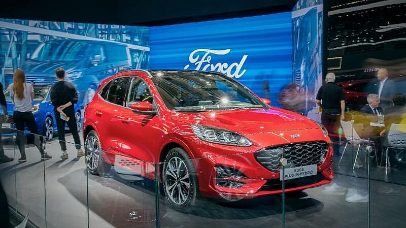 Ford präsentiert das umfangreichstes Angebot an elektrifizierten Modellen in bisheriger Firmengeschichte