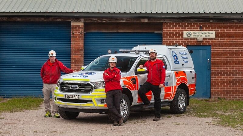 Bergrettung im Nationalpark: Neue Folge der „Lifesavers“-Videoreihe von Ford zeigt den Einsatz einer britischen Ärztin