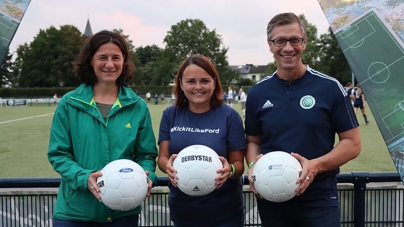 #KickItLikeFord geht in die Verlängerung und fördert den Frauenfußball am Mittelrhein